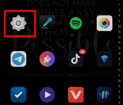 Unlock Android home screen loyout in Oppo Step 1